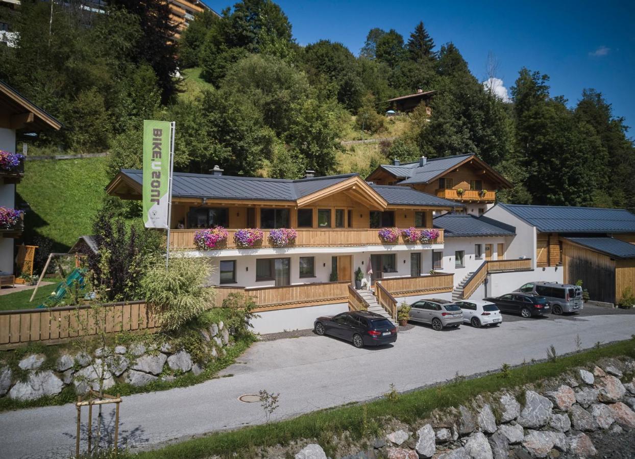 Am Zwoelferkogel Appartements Saalbach-Hinterglemm Kültér fotó